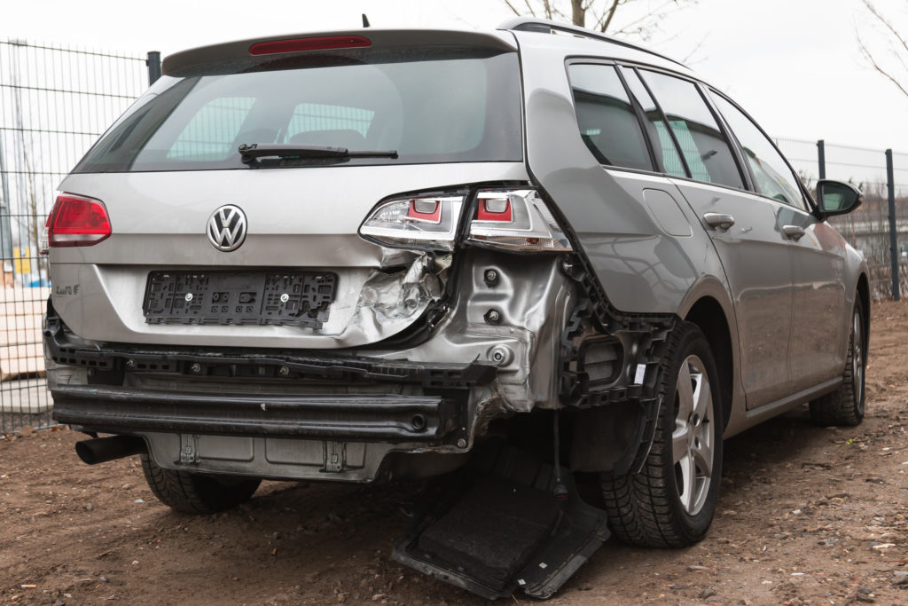 Unfallinstandsetzung im Meisterbetrieb CAR-IN-Form in Ludwigshafen